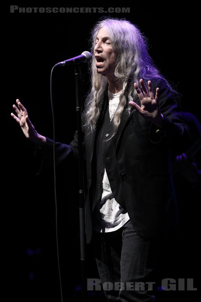 PATTI SMITH - 2021-10-08 - PARIS - Grand Rex - 